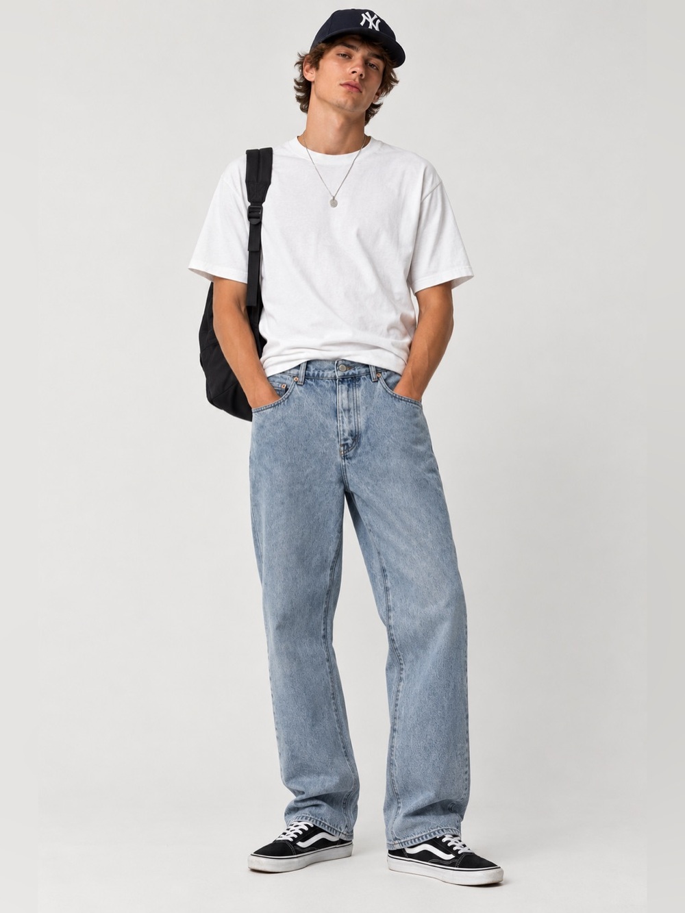 Palace Skateboards P45 Standard Jeans Size 32 Relaxed Straight Leg Skater Grunge